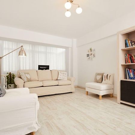 2 Bedroom Cozy Apartment Sinaia Exterior photo
